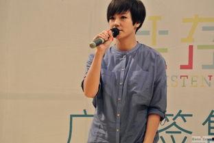 香港明星何韵诗图片,光影中的香港音乐女神