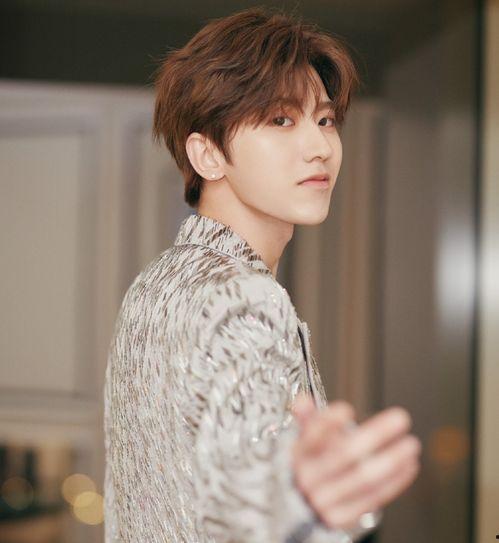 金有谦裸考成网红,网络世界见证裸考奇迹