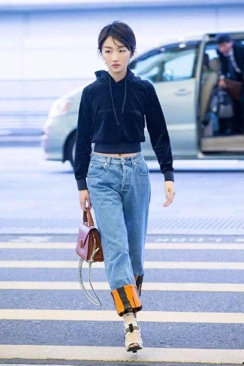 明星 牛仔服,明星演绎时尚牛仔服潮流